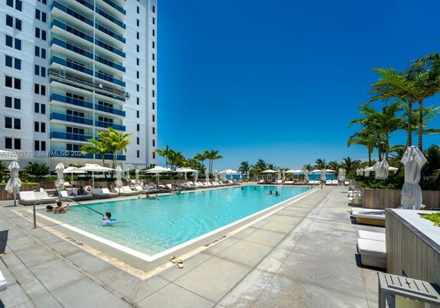 2301 Collins Avenue 804, Miami Beach, FL 33139
