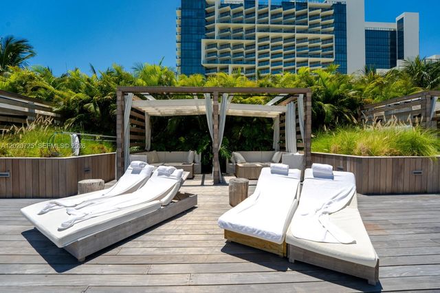 2301 Collins Avenue 804, Miami Beach, FL 33139
