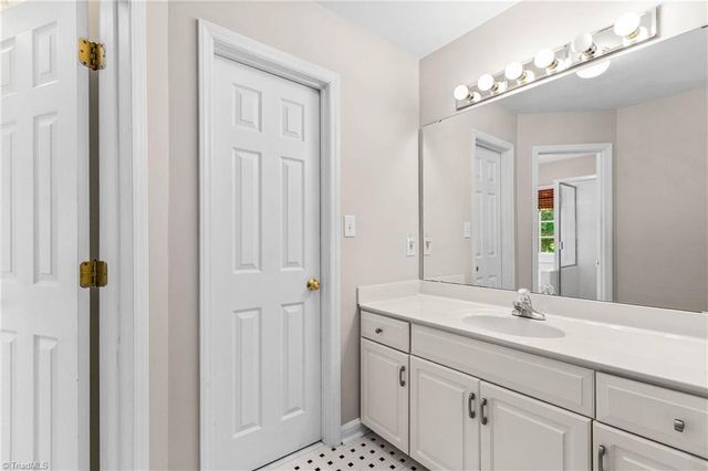 4305 Shaw Farm Circle, Greensboro, NC 27406