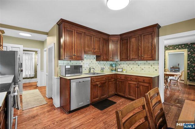 47 Main Street, Califon, NJ 07830