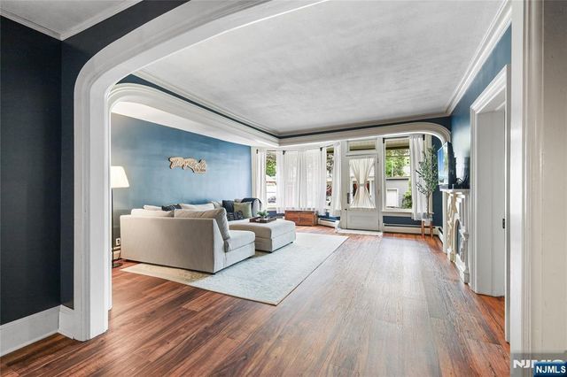 47 Main Street, Califon, NJ 07830