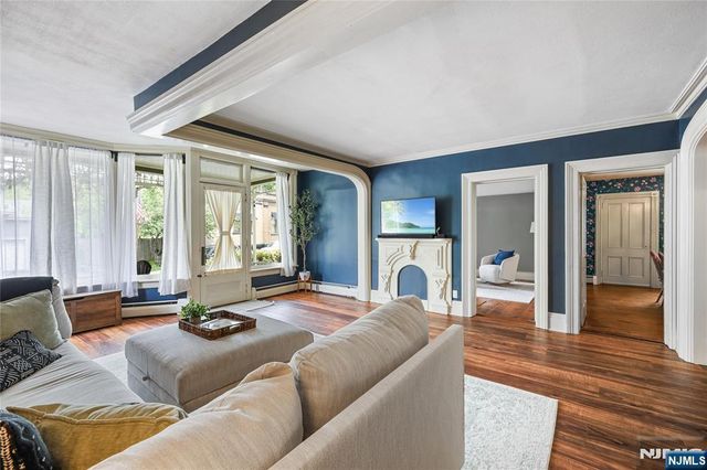 47 Main Street, Califon, NJ 07830