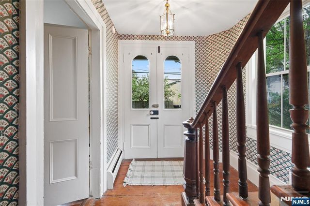 47 Main Street, Califon, NJ 07830