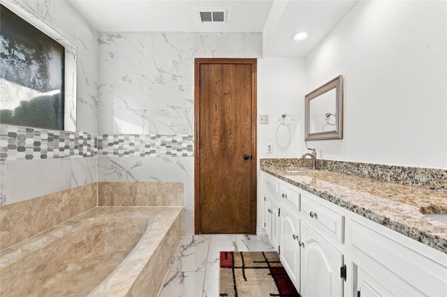 702 Mount Vernon Drive, Richardson, TX 75081