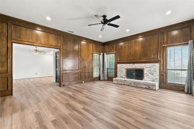 702 Mount Vernon Drive, Richardson, TX 75081