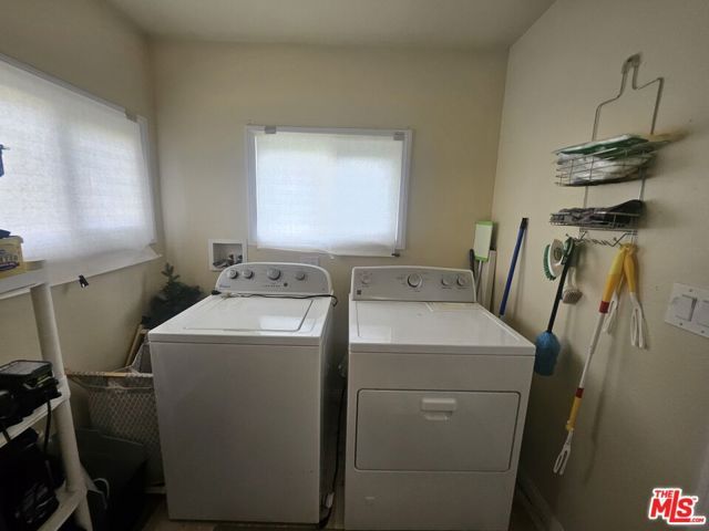 1738 W 66th Street, Los Angeles, CA 90047