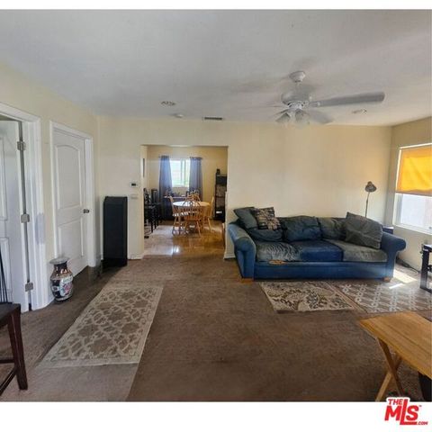 1738 W 66th Street, Los Angeles, CA 90047