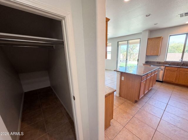 9029 W YUKON Drive, Peoria, AZ 85382