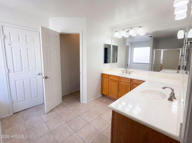 9029 W YUKON Drive, Peoria, AZ 85382