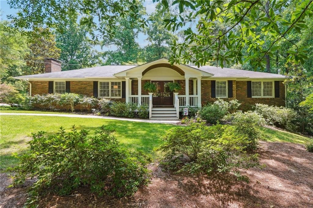 1135 Timberland SE Drive, Marietta, GA 30067