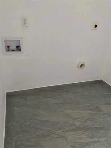 854 Timberdale Street, Grand Prairie, TX 75052