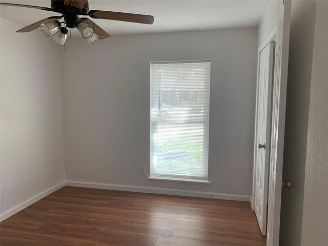 854 Timberdale Street, Grand Prairie, TX 75052