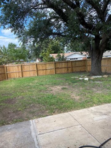 854 Timberdale Street, Grand Prairie, TX 75052