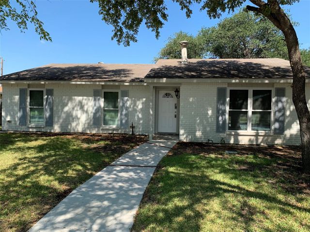 854 Timberdale Street, Grand Prairie, TX 75052