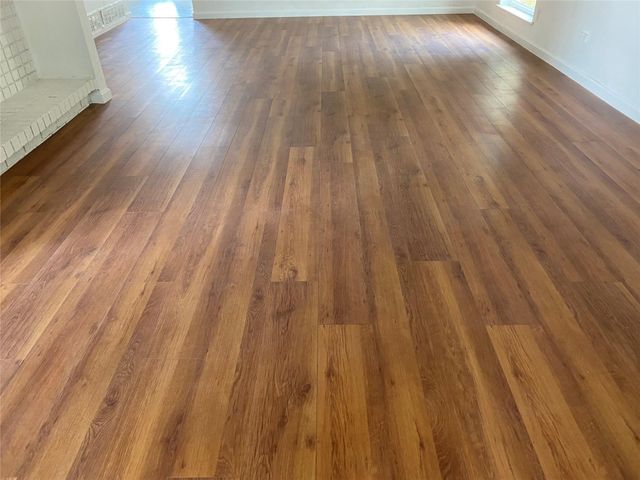 854 Timberdale Street, Grand Prairie, TX 75052