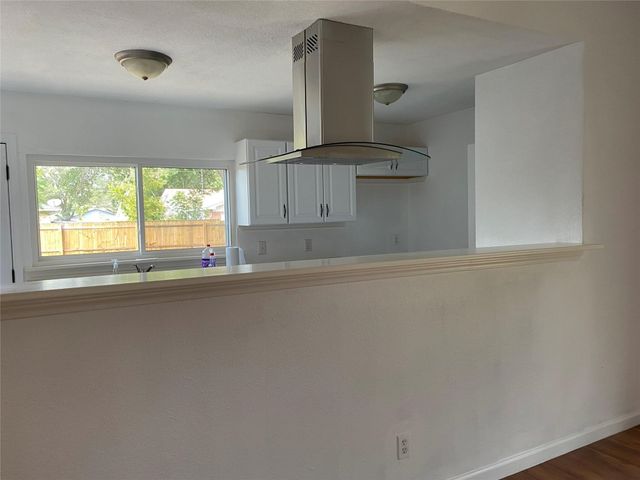 854 Timberdale Street, Grand Prairie, TX 75052