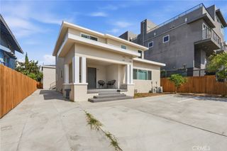 1189 Crehnshaw, Los Angeles, CA 90019