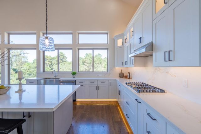 9020 Hidden Canyon Road, Salinas, CA 93907