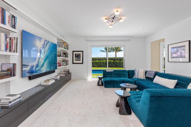 870 S Ocean Boulevard, Palm Beach, FL 33480