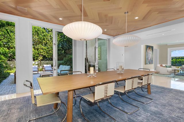 870 S Ocean Boulevard, Palm Beach, FL 33480