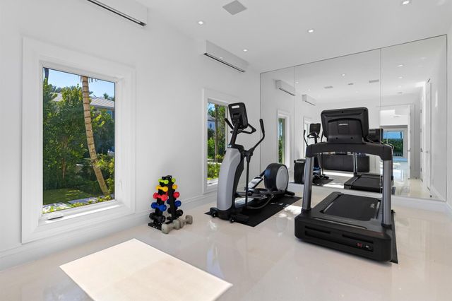 870 S Ocean Boulevard, Palm Beach, FL 33480