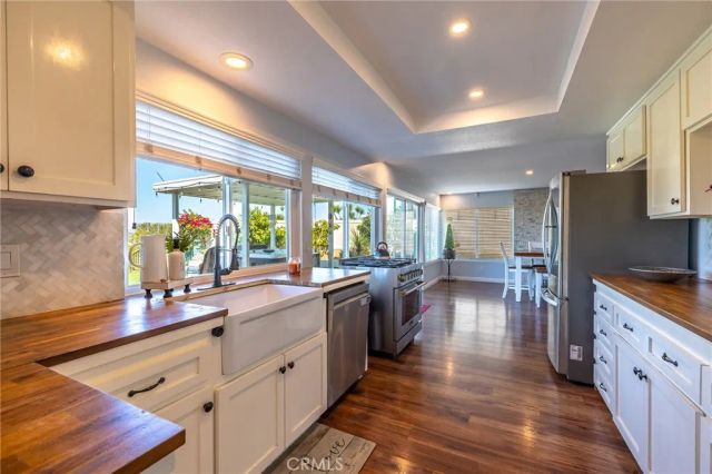 5217 E Rolling Hills Drive, Anaheim Hills, CA 92807