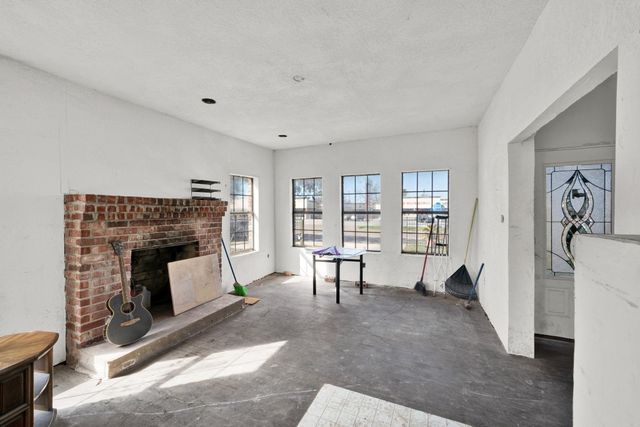 3727 Broadway Street, Houston, TX 77017