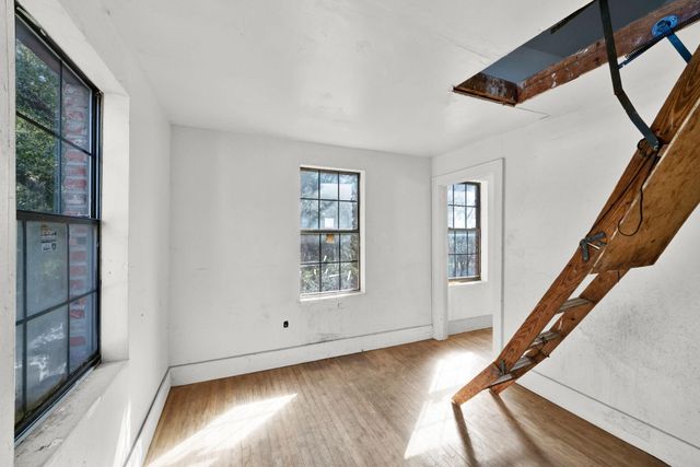 3727 Broadway Street, Houston, TX 77017