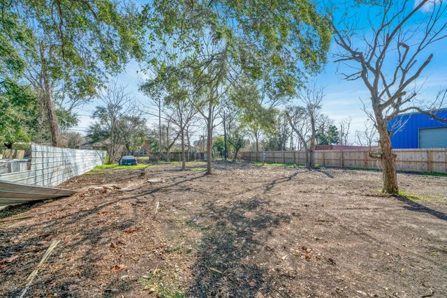 3727 Broadway Street, Houston, TX 77017