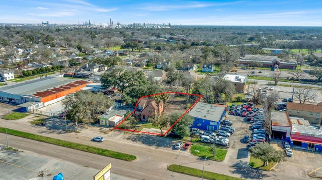 3727 Broadway Street, Houston, TX 77017