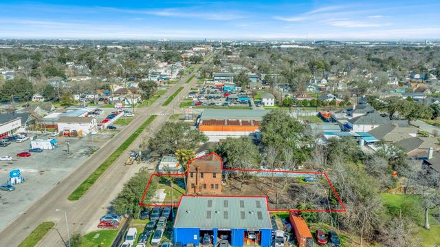 3727 Broadway Street, Houston, TX 77017