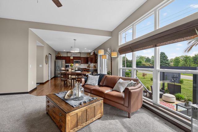 4817 Yellowstone Drive, Waterloo, IA 50701