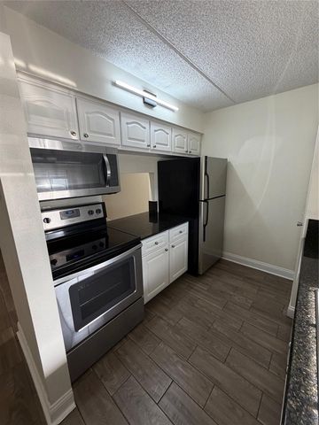 120 S CHURCH AVENUE 101, Tampa, FL 33609