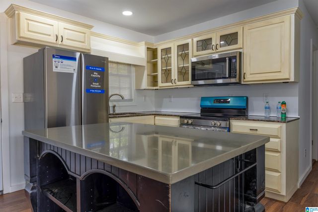 1549 DENNISON AVENUE SW, Birmingham, AL 35211