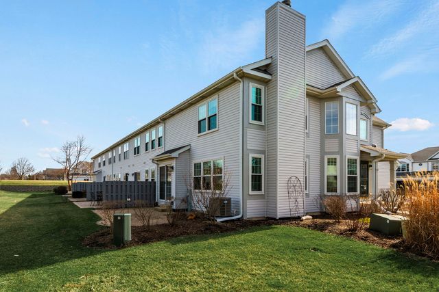 1267 Appaloosa Way, Bartlett, IL 60103