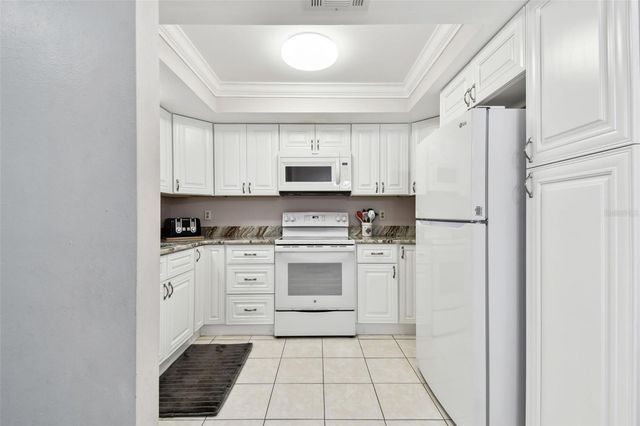 2650 COUNTRYSIDE BOULEVARD C309, Clearwater, FL 33761
