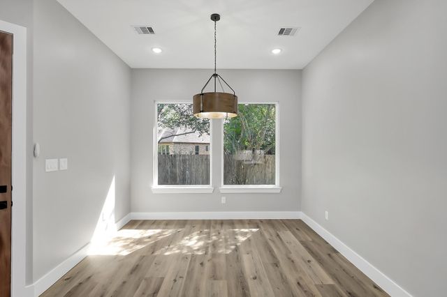 135 Wick Willow Rd, Montgomery, TX 77356