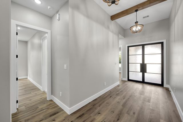 135 Wick Willow Rd, Montgomery, TX 77356