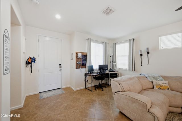 3935 E BLUE SPRUCE Lane, Gilbert, AZ 85298