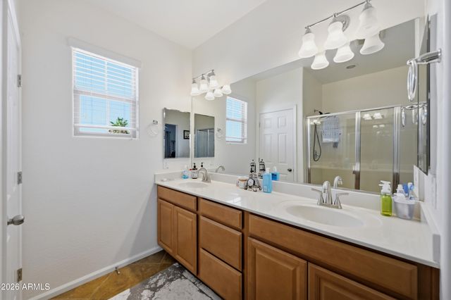 3935 E BLUE SPRUCE Lane, Gilbert, AZ 85298