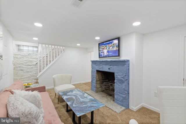 2318 CLOVILLE AVE, Baltimore, MD 21214