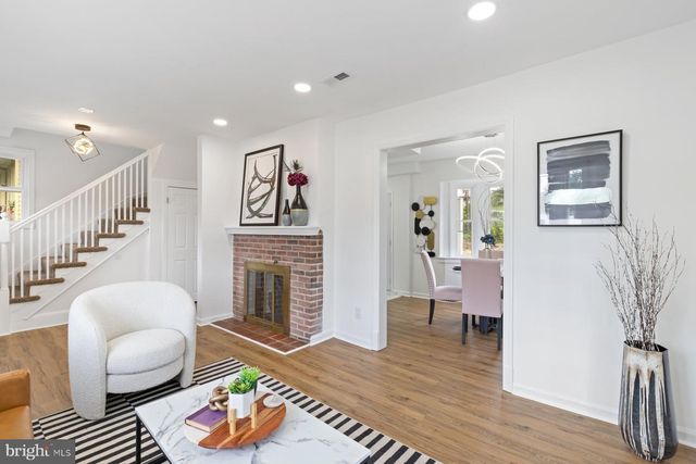 2318 CLOVILLE AVE, Baltimore, MD 21214