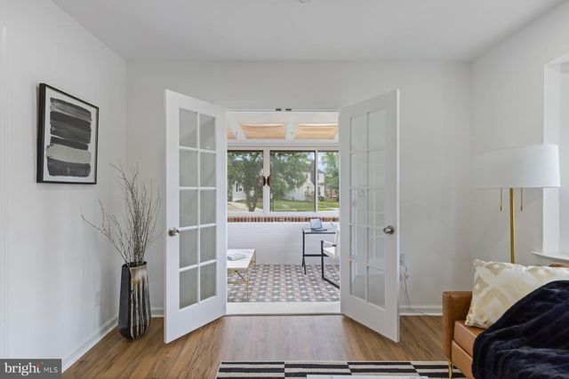 2318 CLOVILLE AVE, Baltimore, MD 21214