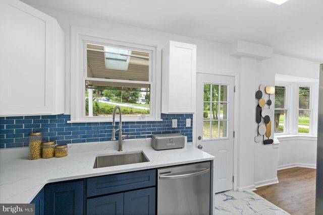 2318 CLOVILLE AVE, Baltimore, MD 21214