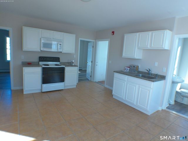 85 North Colony Street, Wallingford, CT 06492