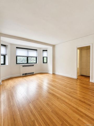 78-10 34th Avenue 1H, Jackson Heights, NY 11372