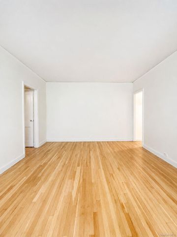 78-10 34th Avenue 1H, Jackson Heights, NY 11372