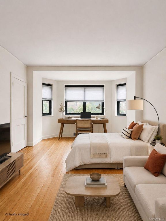 78-10 34th Avenue 1H, Jackson Heights, NY 11372 — photo 2