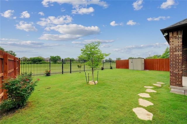 504 Mistflower Springs DR, Leander, TX 78641