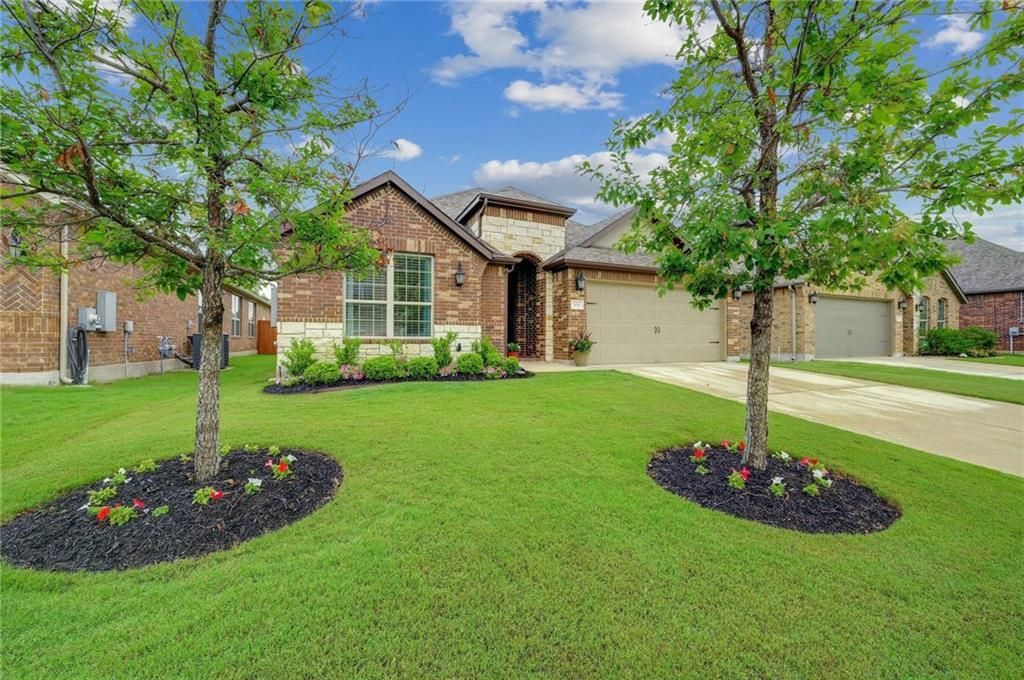 504 Mistflower Springs DR, Leander, TX 78641